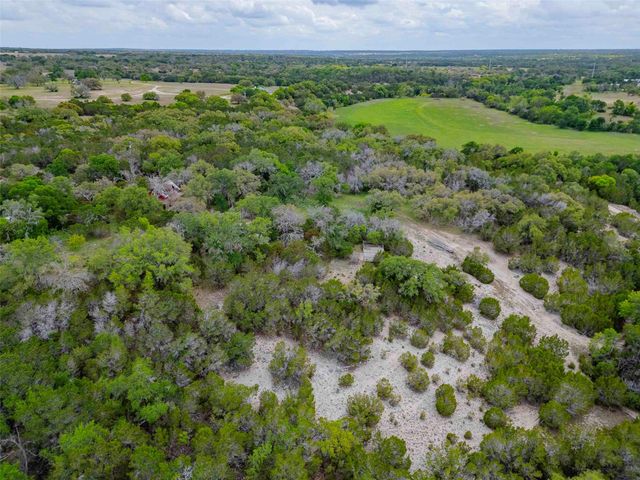 910 Abbey RD, Liberty Hill, TX 78642