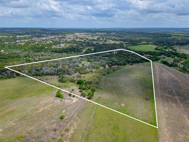 910 Abbey RD, Liberty Hill, TX 78642