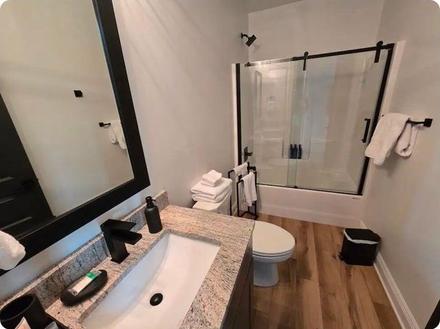 180 Peach Tree Lane, Russell Springs, KY 42642