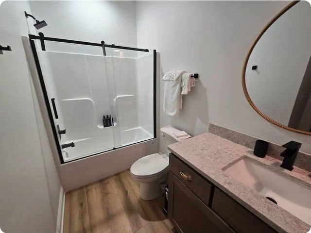 180 Peach Tree Lane, Russell Springs, KY 42642