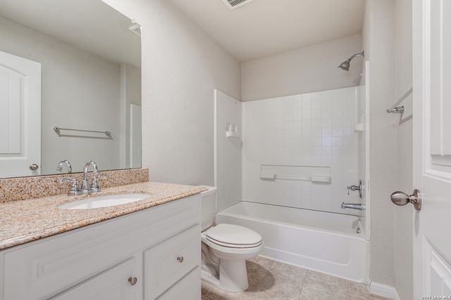 10302 Relic Oaks, San Antonio, TX 78240