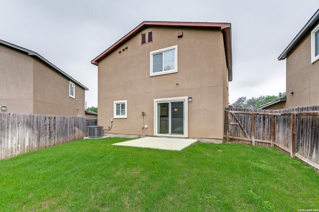 10302 Relic Oaks, San Antonio, TX 78240