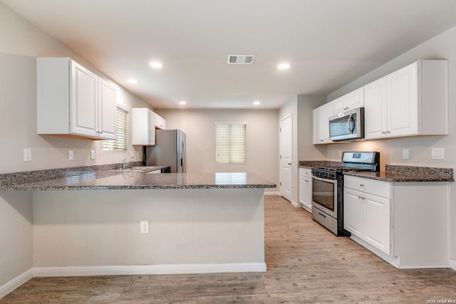 10302 Relic Oaks, San Antonio, TX 78240
