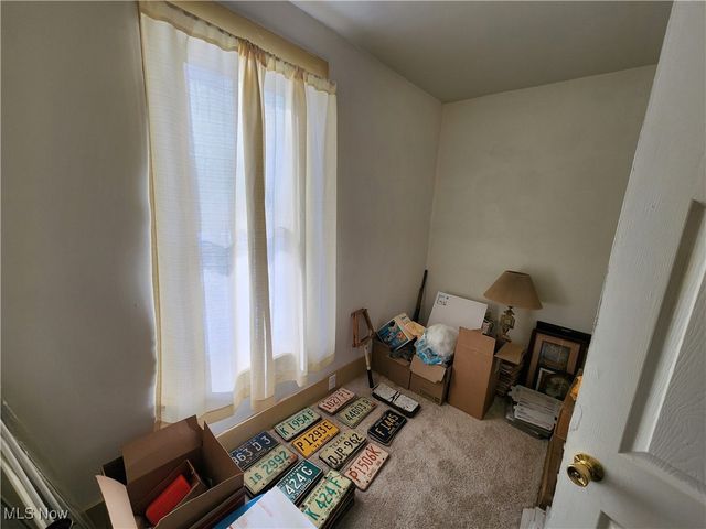 406 W Ohio Avenue, Sebring, OH 44672