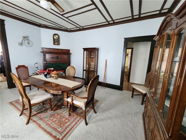 406 W Ohio Avenue, Sebring, OH 44672