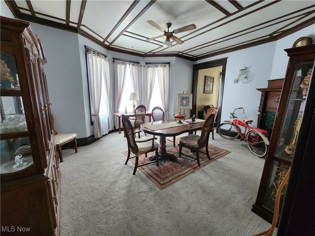 406 W Ohio Avenue, Sebring, OH 44672