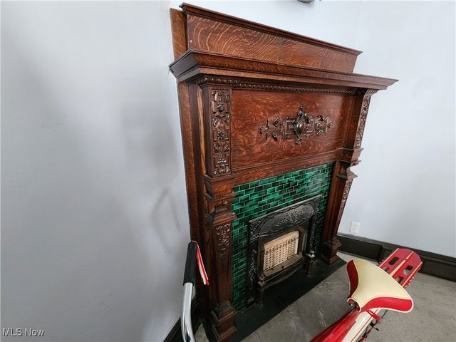 406 W Ohio Avenue, Sebring, OH 44672