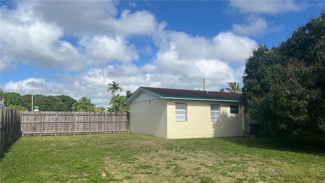 11920 SW 191st Ter, Miami, FL 33177