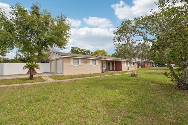5942 13TH STREET, Zephyrhills, FL 33542