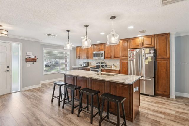 5942 13TH STREET, Zephyrhills, FL 33542