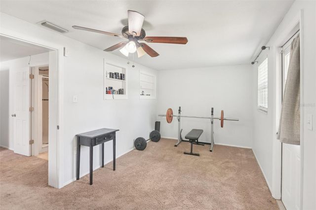 5942 13TH STREET, Zephyrhills, FL 33542