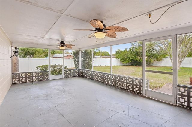 5942 13TH STREET, Zephyrhills, FL 33542