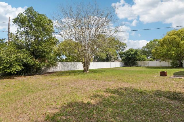 5942 13TH STREET, Zephyrhills, FL 33542