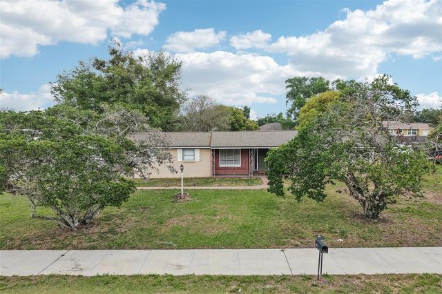 5942 13TH STREET, Zephyrhills, FL 33542