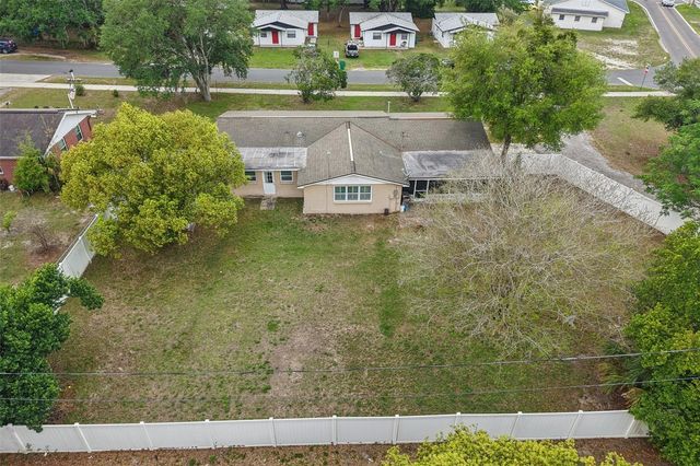 5942 13TH STREET, Zephyrhills, FL 33542