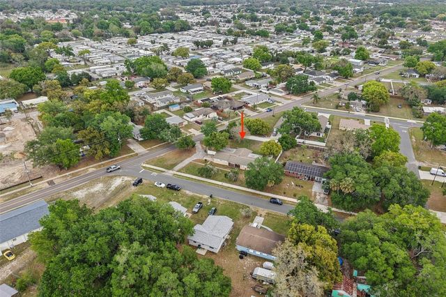 5942 13TH STREET, Zephyrhills, FL 33542