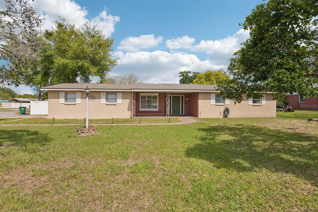 5942 13TH STREET, Zephyrhills, FL 33542