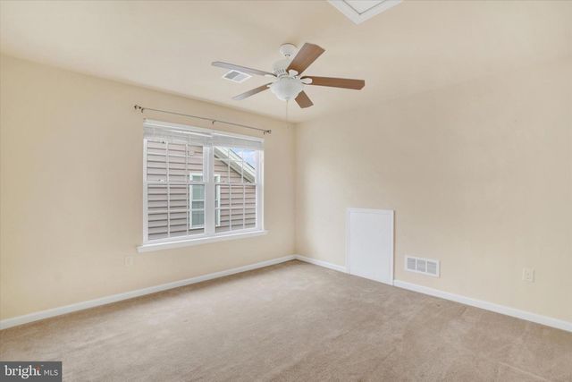 631 THOREAU DR, Mount Joy, PA 17552