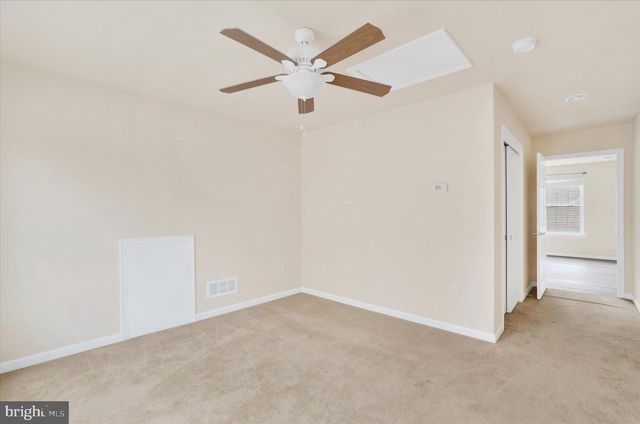 631 THOREAU DR, Mount Joy, PA 17552