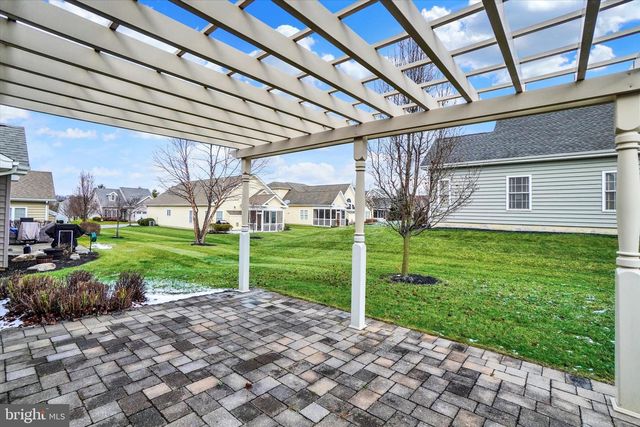 631 THOREAU DR, Mount Joy, PA 17552