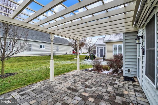 631 THOREAU DR, Mount Joy, PA 17552