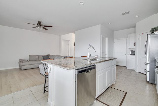 1104 Nicole Way, Fort Worth, TX 76028