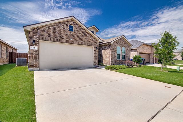 1104 Nicole Way, Fort Worth, TX 76028