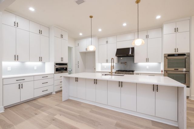 32 Mereville Place, Little Rock, AR 72223