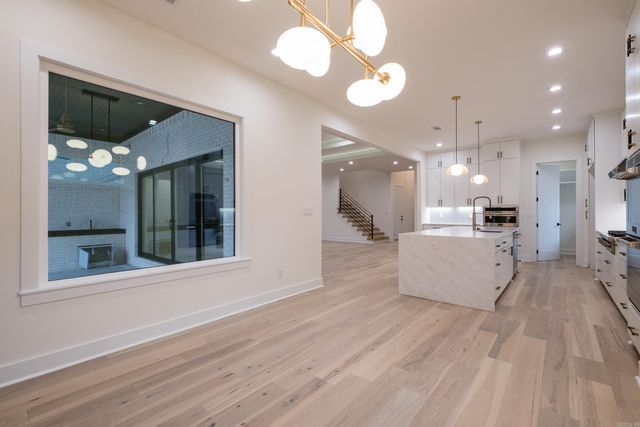 32 Mereville Place, Little Rock, AR 72223