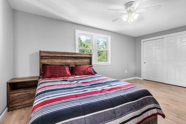 551 Hildreth St 27, Dracut, MA 01826