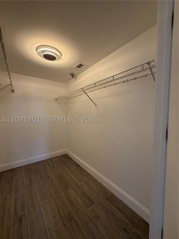 1010 NW 11th St 507, Miami, FL 33136