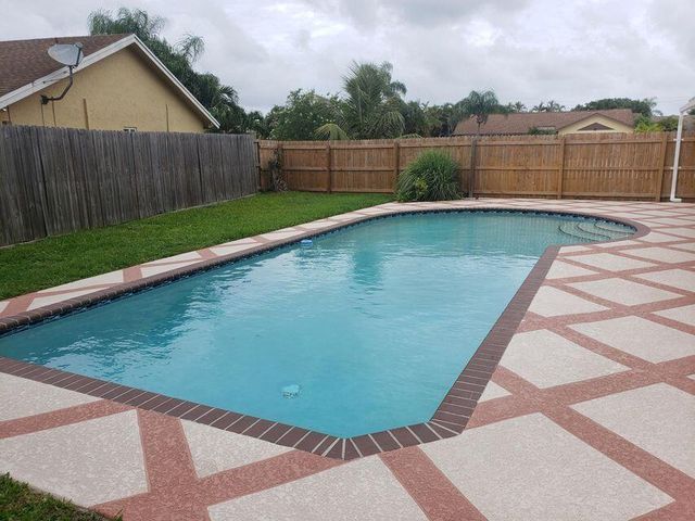 9102 Bedford Drive, Boca Raton, FL 33434