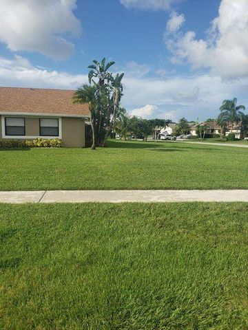 9102 Bedford Drive, Boca Raton, FL 33434