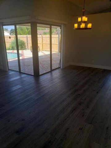 9102 Bedford Drive, Boca Raton, FL 33434