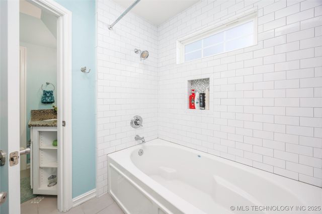 1528 Smysor Drive, Bartlesville, OK 74006