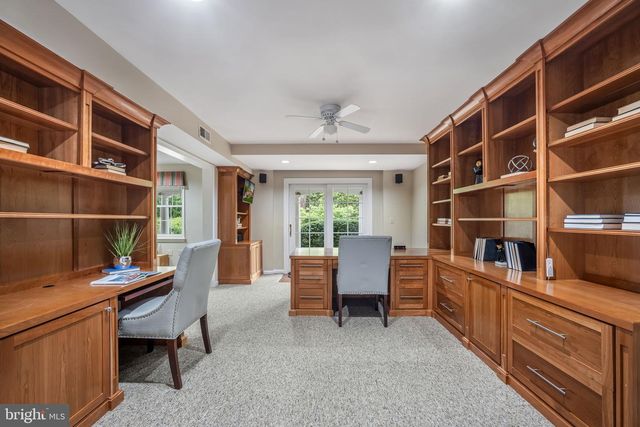 4031 ELLICOTT ST, Alexandria, VA 22304