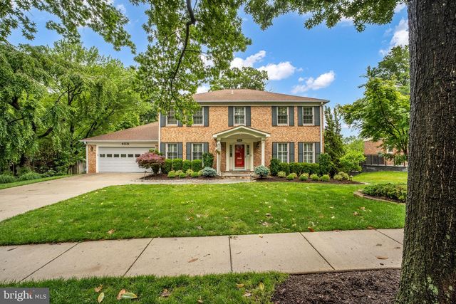 4031 ELLICOTT ST, Alexandria, VA 22304