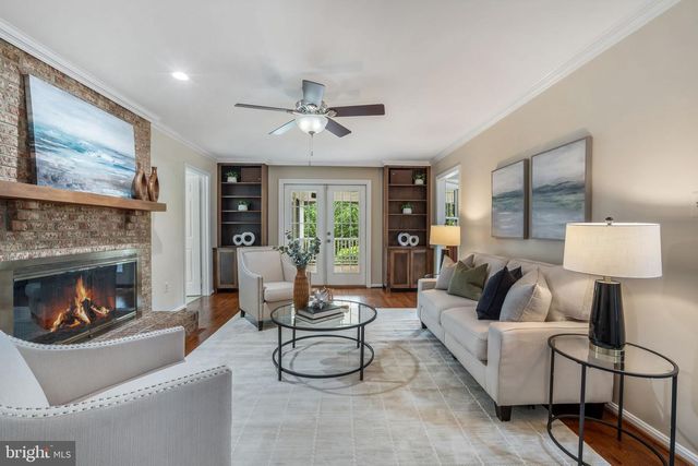 4031 ELLICOTT ST, Alexandria, VA 22304