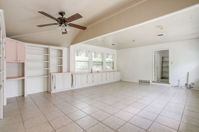200 Westfork Drive, Fort Worth, TX 76114