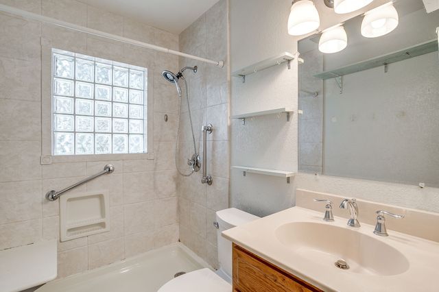 200 Westfork Drive, Fort Worth, TX 76114