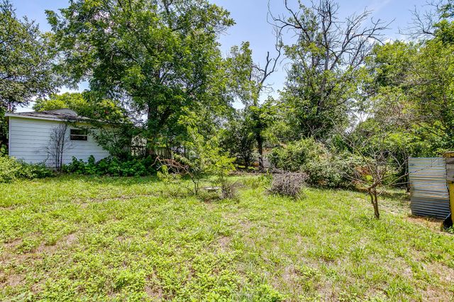200 Westfork Drive, Fort Worth, TX 76114