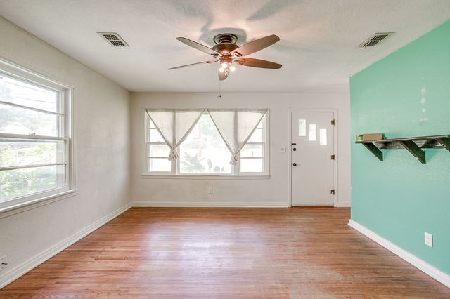 200 Westfork Drive, Fort Worth, TX 76114