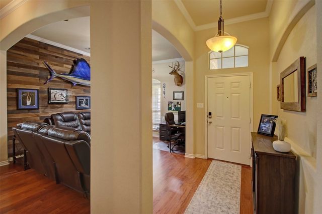 108 Champions Way, Azle, TX 76020