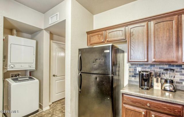 14300 Gil Reyes Drive C, El Paso, TX 79938