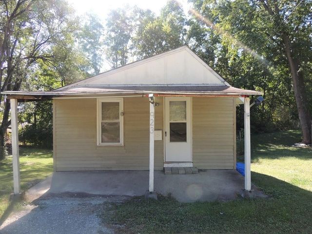 923 E Parker Avenue, Independence, MO 64050