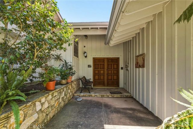 14 Johns Canyon Road, Rolling Hills, CA 90274