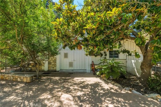 14 Johns Canyon Road, Rolling Hills, CA 90274