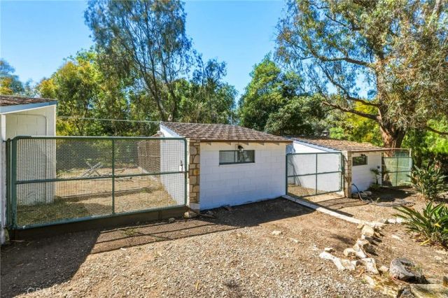 14 Johns Canyon Road, Rolling Hills, CA 90274