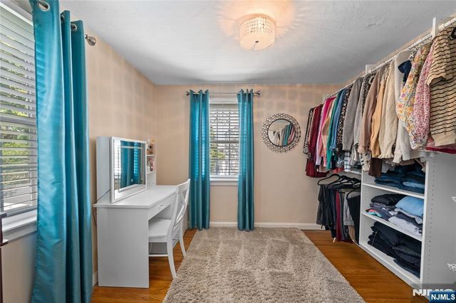 36 Burlington Road, Clifton, NJ 07012