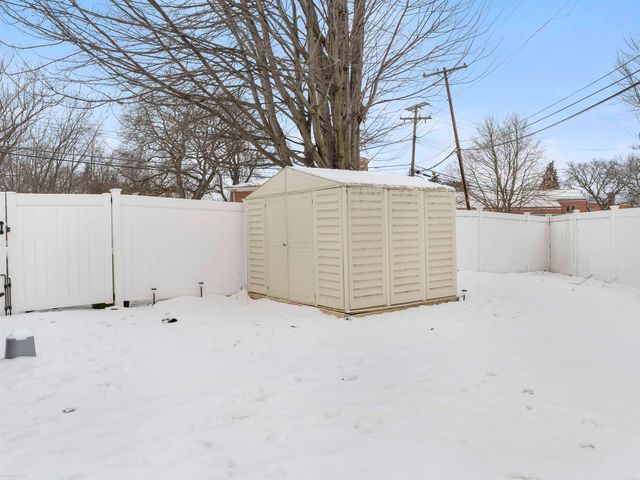 24503 Crocker Boulevard, Clinton Township, MI 48036